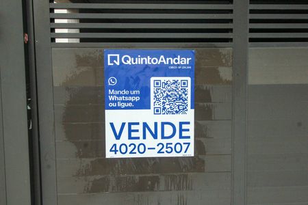 Casa à venda com 264m², 4 quartos e 4 vagasPlaca instalada em 15/05/2026 com o código HBJM-1912