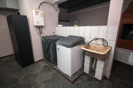 Casa à venda com 264m², 4 quartos e 4 vagasÁrea de Serviço - Casa 1