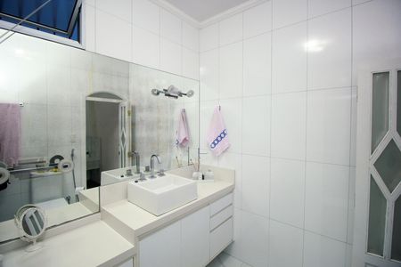 Casa à venda com 264m², 4 quartos e 4 vagasBanheiro da Suíte - Casa 1