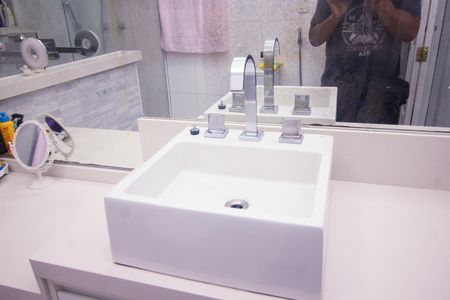 Casa à venda com 264m², 4 quartos e 4 vagasBanheiro da Suíte - Casa 1
