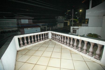 Casa à venda com 264m², 4 quartos e 4 vagasVaranda - Casa 2