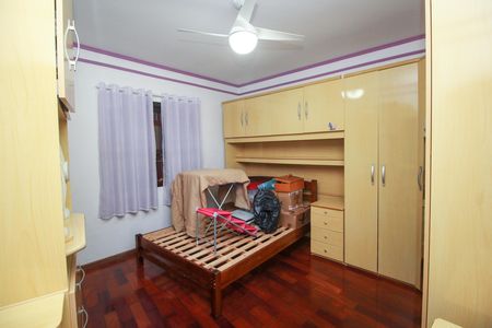 Casa à venda com 264m², 4 quartos e 4 vagasQuarto 1 - Casa 1
