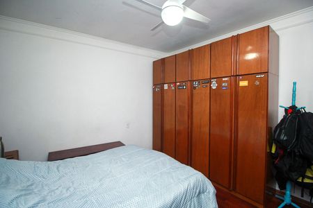Casa à venda com 264m², 4 quartos e 4 vagasQuarto 2 - Casa 1