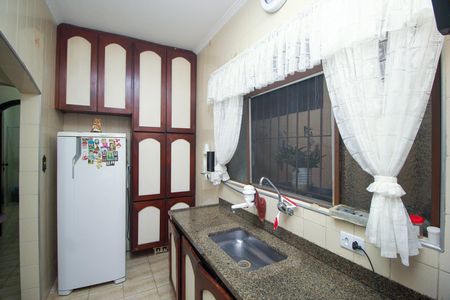 Casa à venda com 264m², 4 quartos e 4 vagasCozinha - Casa 2