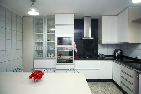 Casa à venda com 264m², 4 quartos e 4 vagasCozinha - Casa 1