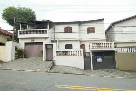 Casa à venda com 264m², 4 quartos e 4 vagasFachada