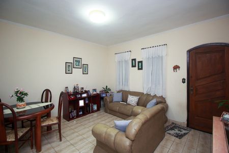 Casa à venda com 264m², 4 quartos e 4 vagasSala - Casa 2