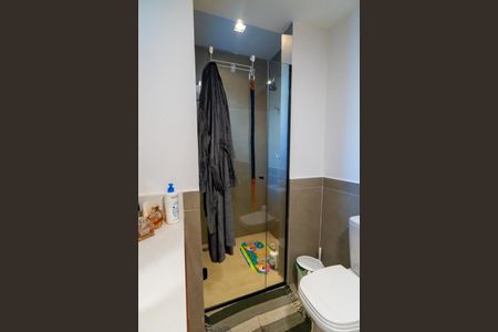 Casa à venda com 300m², 3 quartos e 3 vagas Casa à venda com 300m², 3 quartos e 3 vagasBanheiro da Suíte 3