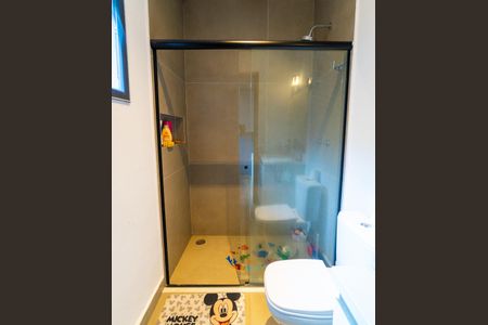Casa à venda com 300m², 3 quartos e 3 vagas Casa à venda com 300m², 3 quartos e 3 vagasBanheiro da Suíte 1