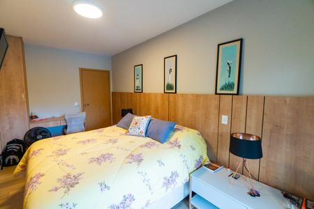 Casa à venda com 300m², 3 quartos e 3 vagas Casa à venda com 300m², 3 quartos e 3 vagasSuite 3