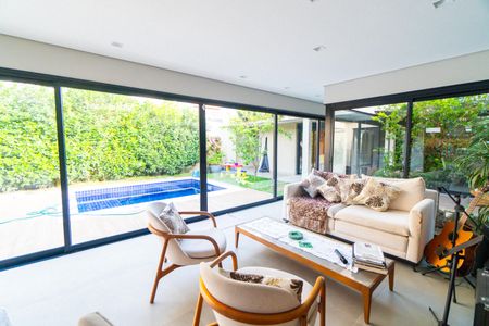 Sala de casa à venda com 3 quartos, 300m² em Vila Guarani (zona Sul), São Paulo