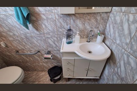 Banheiro Social  de casa à venda com 1 quarto, 240m² em Santa Maria, São Caetano do Sul