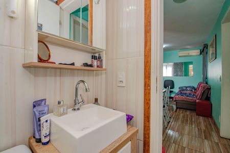Apartamento para alugar com 43m², 2 quartos e sem vaga Apartamento para alugar com 43m², 2 quartos e sem vagaBanheiro