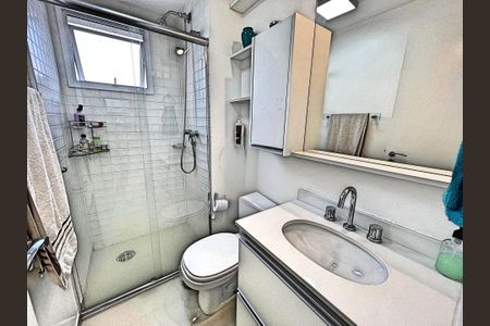 Apartamento à venda com 92m², 3 quartos e 2 vagas Apartamento à venda com 92m², 3 quartos e 2 vagasBanheiro