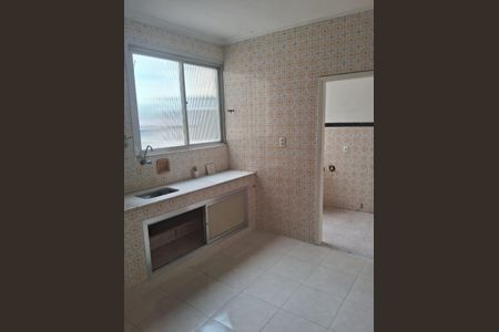 Cozinha de apartamento para alugar com 1 quarto, 75m² em Vila da Penha, Rio de Janeiro