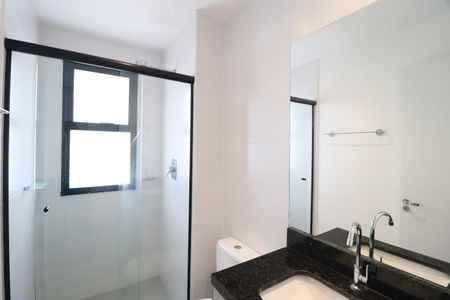 Apartamento para alugar com 68m², 2 quartos e 2 vagasBanheiro do Quarto 2