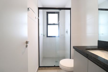 Apartamento para alugar com 68m², 2 quartos e 2 vagasBanheiro do Quarto 2