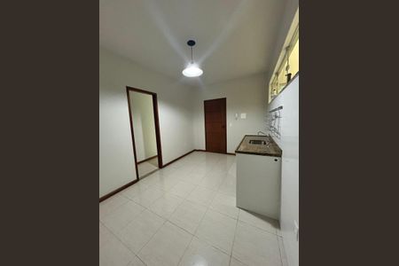 Cozinha de apartamento para alugar com 2 quartos, 70m² em São Pedro, Juiz de Fora