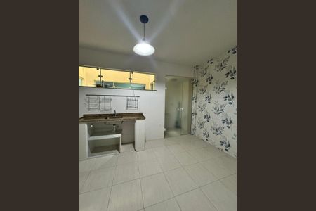 Apartamento para alugar com 70m², 2 quartos e 3 vagasCozinha