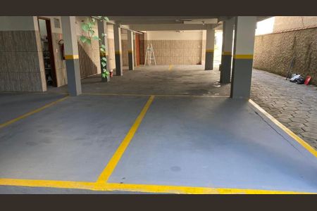 Apartamento para alugar com 70m², 2 quartos e 3 vagasEstacionamento