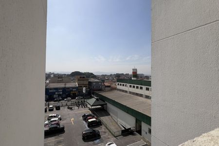 Apartamento à venda com 74m², 3 quartos e 2 vagas Apartamento à venda com 74m², 3 quartos e 2 vagasVista da Cozinha e Área de Serviço