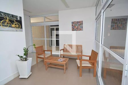 Apartamento à venda com 74m², 3 quartos e 2 vagas Apartamento à venda com 74m², 3 quartos e 2 vagasHall social