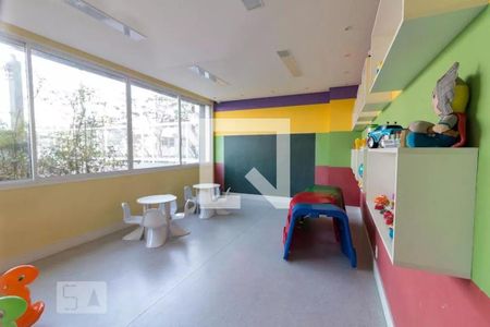 Apartamento à venda com 74m², 3 quartos e 2 vagas Apartamento à venda com 74m², 3 quartos e 2 vagasBrinquedoteca