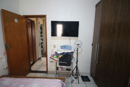 Casa à venda com 200m², 3 quartos e 3 vagasQuarto 2