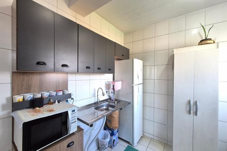 Apartamento à venda com 52m², 2 quartos e 1 vagaCozinha 