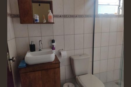 Casa à venda com 162m², 2 quartos e 2 vagas Casa à venda com 162m², 2 quartos e 2 vagasWC C/ BOX