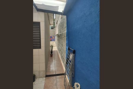 Casa à venda com 162m², 2 quartos e 2 vagas Casa à venda com 162m², 2 quartos e 2 vagasCORREDOR EXTERNO