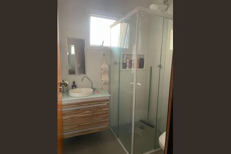 Casa de condomínio à venda com 130m², 2 quartos e 2 vagasWC C/ BOX