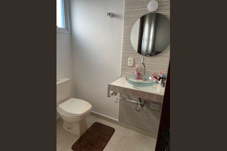 Casa de condomínio à venda com 130m², 2 quartos e 2 vagasWC