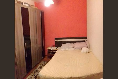 DORMITÓRIO de casa à venda com 3 quartos, 250m² em Jardim D’abril, Osasco