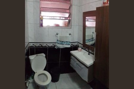 Casa à venda com 250m², 3 quartos e 4 vagas Casa à venda com 250m², 3 quartos e 4 vagasWC
