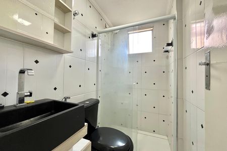 Apartamento para alugar com 55m², 2 quartos e 1 vaga Apartamento para alugar com 55m², 2 quartos e 1 vagaBanheiro