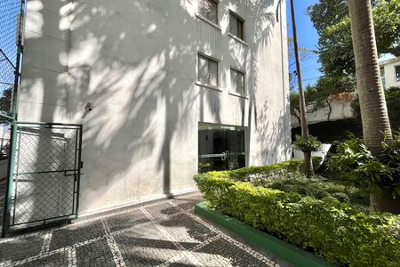 Apartamento para alugar com 55m², 2 quartos e 1 vaga Apartamento para alugar com 55m², 2 quartos e 1 vagaFachada do bloco