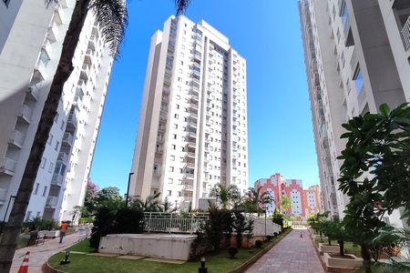 Apartamento para alugar com 80m², 2 quartos e 1 vagaÁrea comum 
