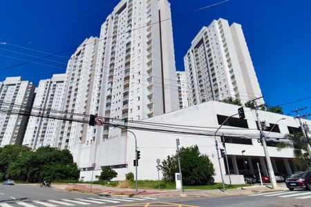 Apartamento para alugar com 80m², 2 quartos e 1 vagaFachada