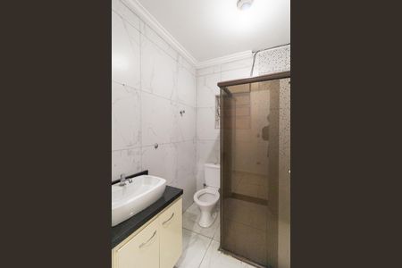 Banheiro de casa para alugar com 1 quarto, 30m² em Veloso, Osasco