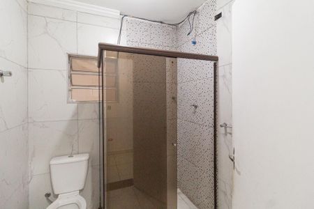 Banheiro de casa para alugar com 1 quarto, 30m² em Veloso, Osasco