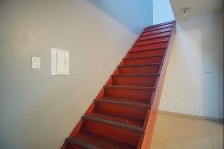 Casa para alugar com 144m², 4 quartos e 1 vagaEscada -  Acesso Quartos