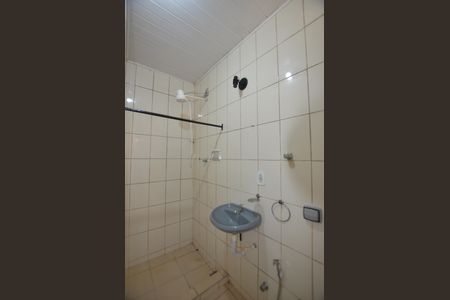 Casa para alugar com 60m², 2 quartos e sem vagaBanheiro
