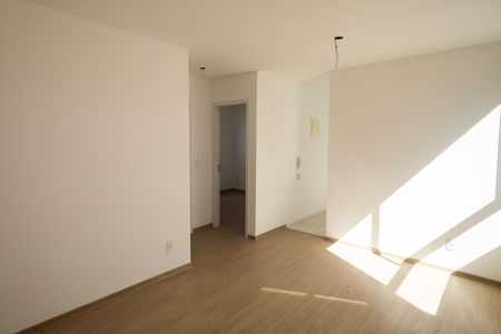 Sala de apartamento para alugar com 2 quartos, 49m² em Cosmos, Rio de Janeiro