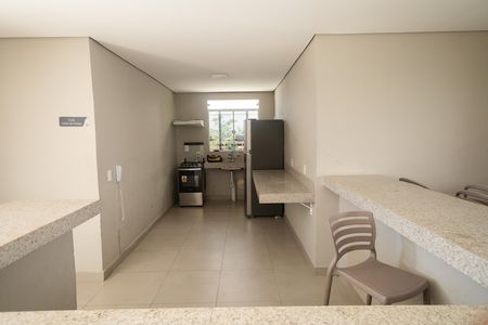 Apartamento para alugar com 49m², 2 quartos e 1 vaga Apartamento para alugar com 49m², 2 quartos e 1 vagaÁrea comum - Salão de festas