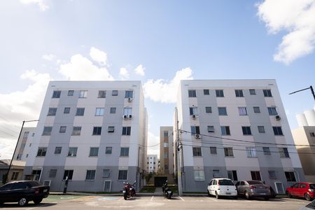 Apartamento para alugar com 49m², 2 quartos e 1 vaga Apartamento para alugar com 49m², 2 quartos e 1 vagaFachada
