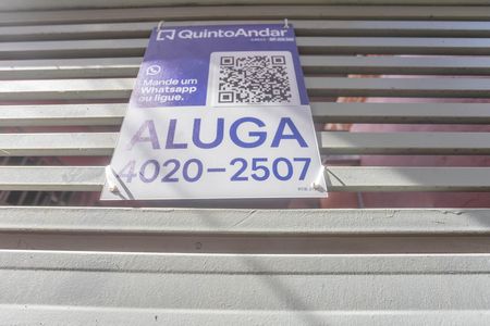 Casa à venda com 165m², 2 quartos e 2 vagas Casa à venda com 165m², 2 quartos e 2 vagasPlaca