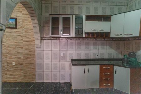 Casa à venda com 165m², 2 quartos e 2 vagas Casa à venda com 165m², 2 quartos e 2 vagasCozinha