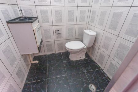 Casa à venda com 165m², 2 quartos e 2 vagas Casa à venda com 165m², 2 quartos e 2 vagasBanheiro de serviço