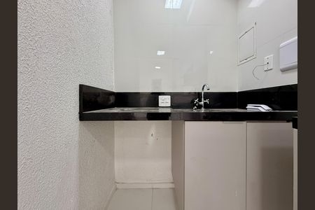 Apartamento para alugar com 32m², 2 quartos e sem vaga Apartamento para alugar com 32m², 2 quartos e sem vagaÁrea de Serviço
